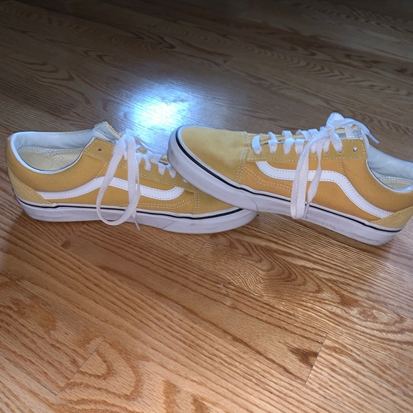 Yellow Vans - Picture 2 of 7
